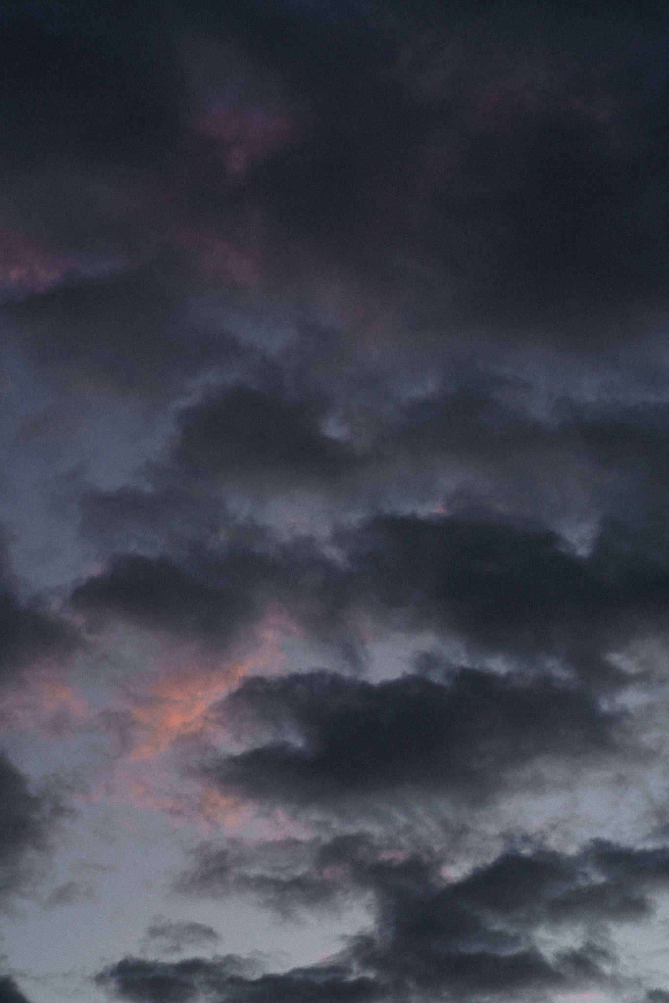 Lukas-Liniany-Himmel-Berlin-01